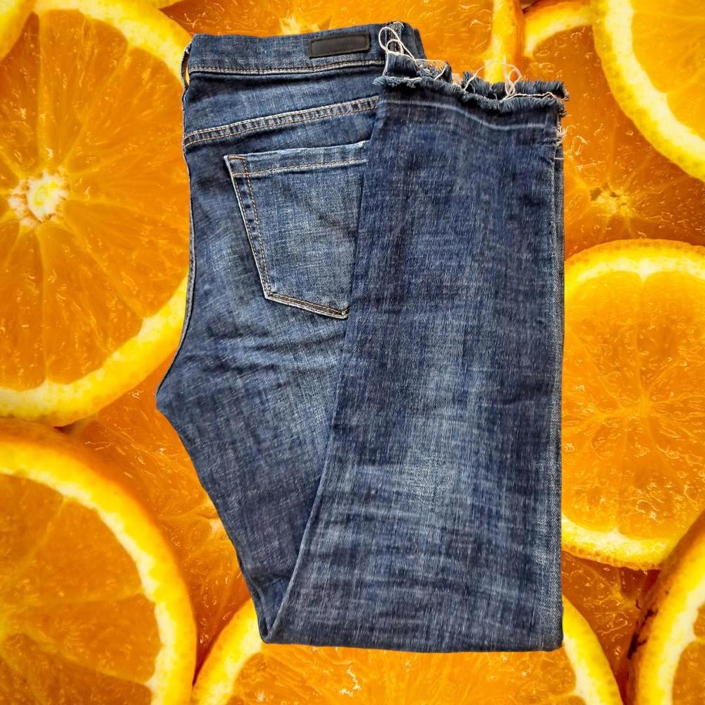 Blank NYC Crop Girlfriend Raw Hem Blue‎ Jeans Size 27